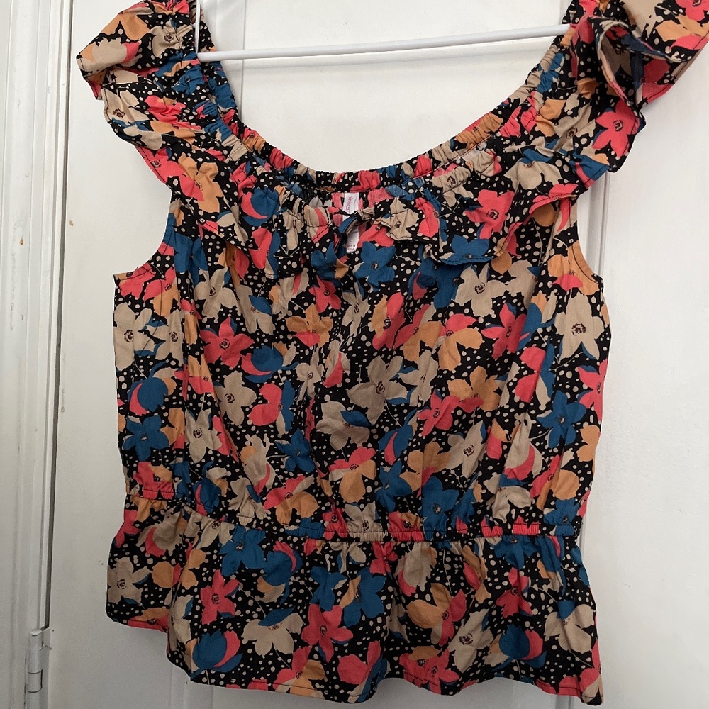 Xhilaration top